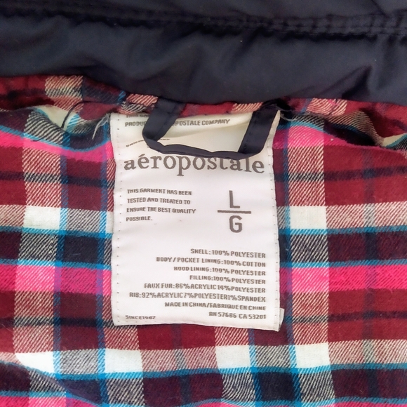 Navy Puffer Vest Removable Faux Fur Hoodie - Picture 4 of 6